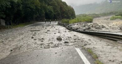 Bergamo, 6 paesi isolati: 350 evacuati
