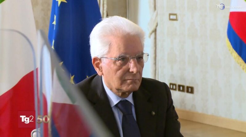 Mattarella invia un messaggio al meeting di Rimini: "L'umanità non si chiuda nei muri"