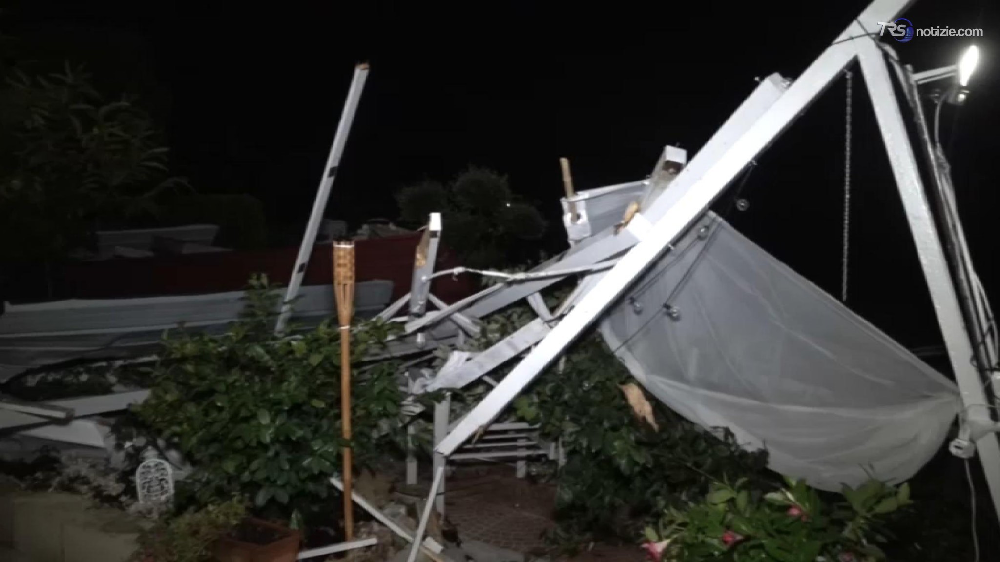 Pioggia e vento, danni in tutta la Toscana