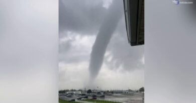 New York, la tromba marina diventa un tornado: le immagini del grande vortice a Long Island