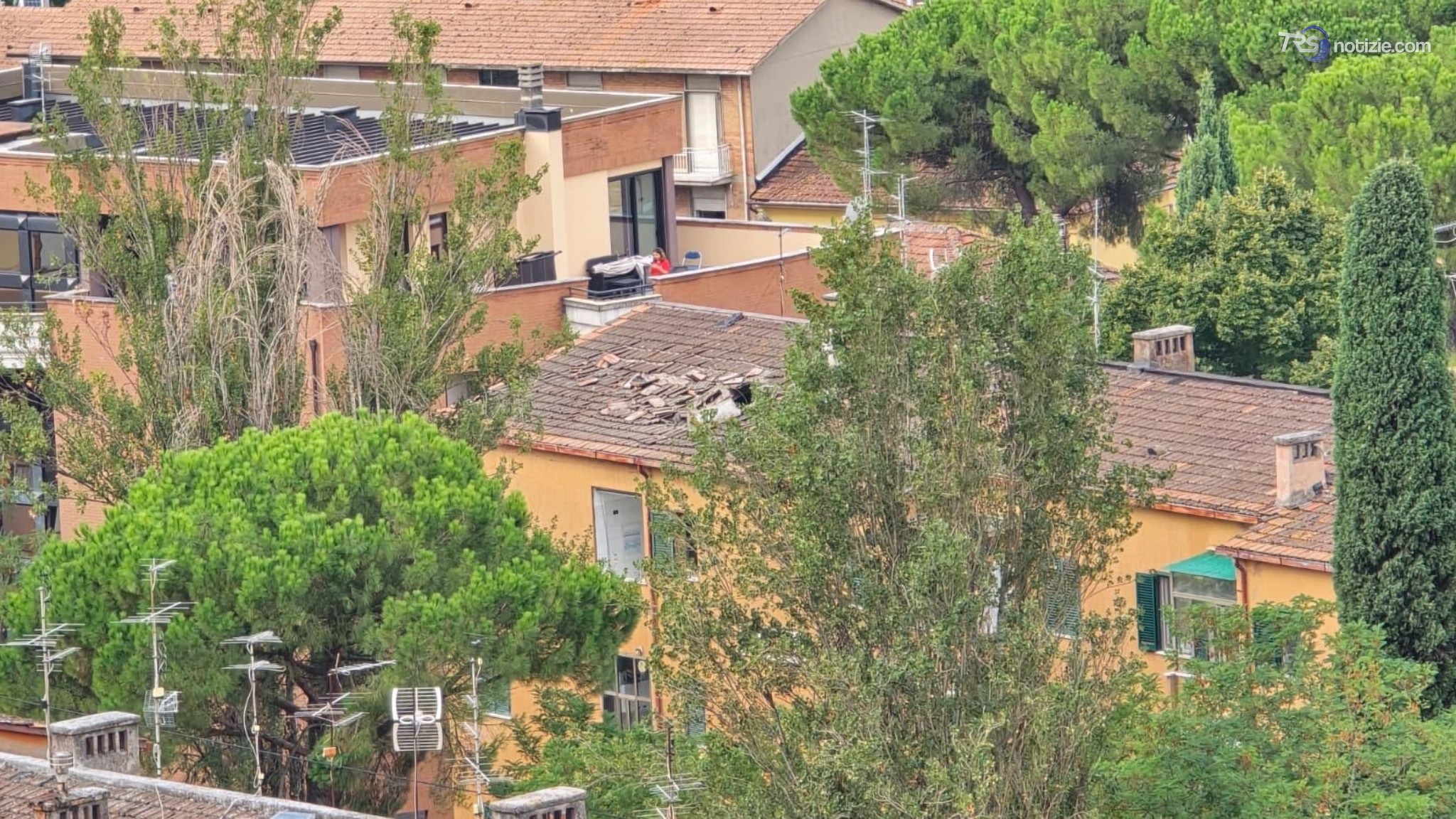 Esplosione in una palazzina a Perugia, ci sono persone coinvolte