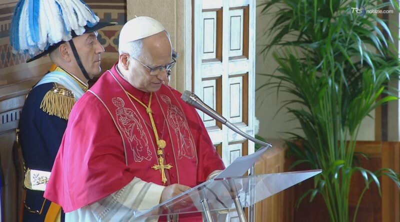 Papa: manca libertà senza dignità umana