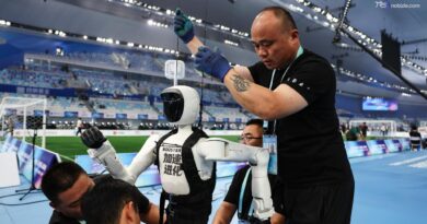 Robot cinese 'batte' record di Bolt