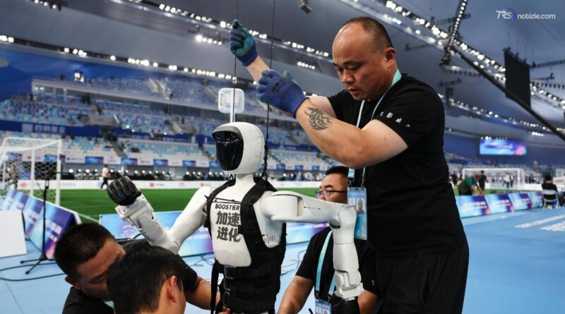 Robot cinese 'batte' record di Bolt