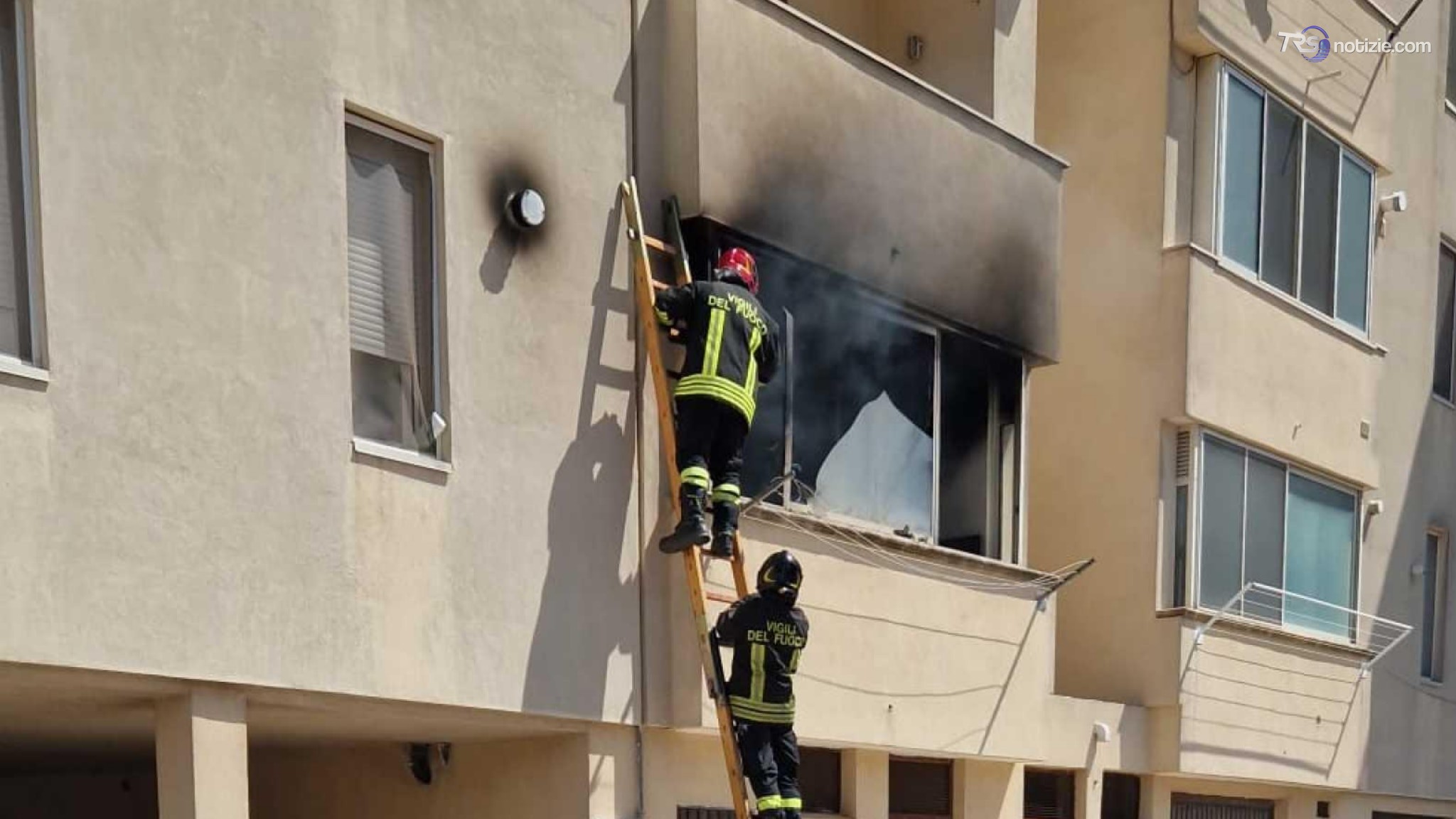 Esplosione in abitazione a Carovigno: sei feriti, uno sarebbe grave