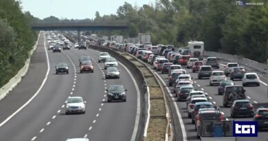 Comincia il controesodo: code in autostrada e caldo intenso al Sud, al Nord maltempo