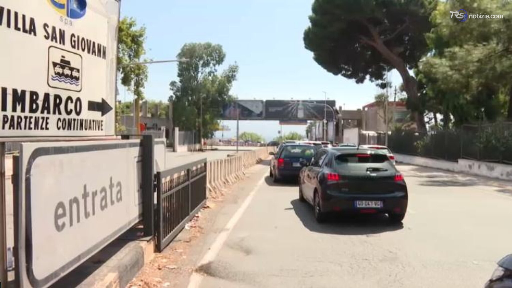Primo controesodo di agosto, traffico agli imbarcaderi dello Stretto