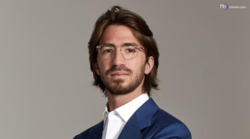 EssilorLuxottica, si dimette Leonardo Maria Del Vecchio: scontro sulla visione del gruppo