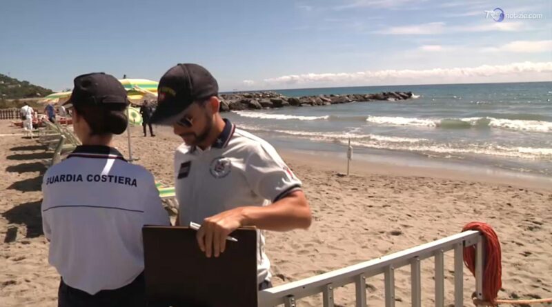 Tragedia in mare ad Andora, annegano un uomo e il bagnino che tentava di salvarlo