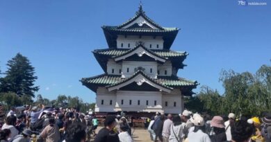 Giappone: 1.800 volontari spostano a mano il castello seicentesco Hirosaki