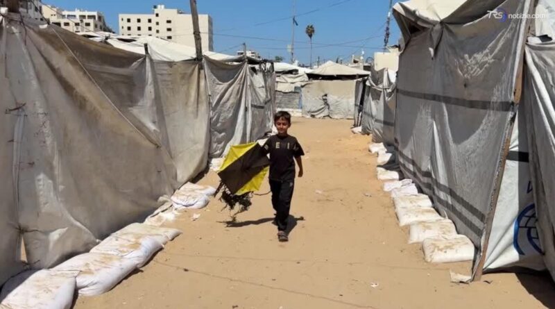 Israele vieta ai bambini gazawi di far volare gli aquiloni: le proteste dei genitori