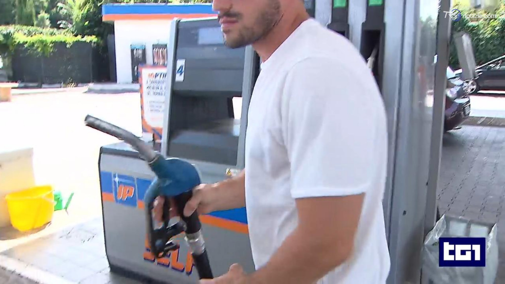 Extraprofitti sui carburanti: l'Italia chiede una tassa Ue per evitare asimmetrie