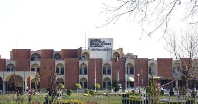 Scoppia un incendio in ospedale: è strage in Pakistan. Morti 15 neonati