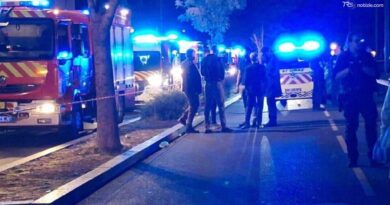 Auto sulla folla a Caen, almeno un morto e una decina di feriti