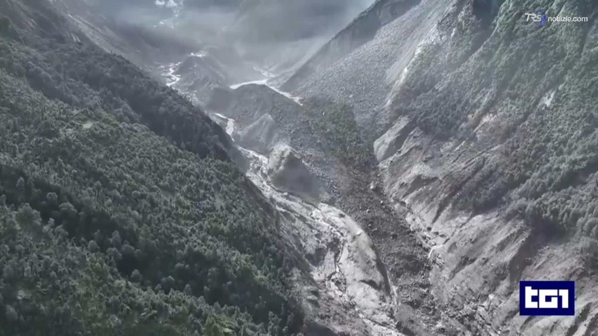 Nepal, Farnesina: irreperibili 3 italiani