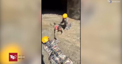 Nepal: il salvataggio di operai intrappolati nella centrale idroelettrica di Rasuwa