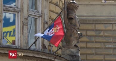 "L'eredità" di Mladic fa discutere anche dopo la sua morte: la Serbia decreta funerali di Stato