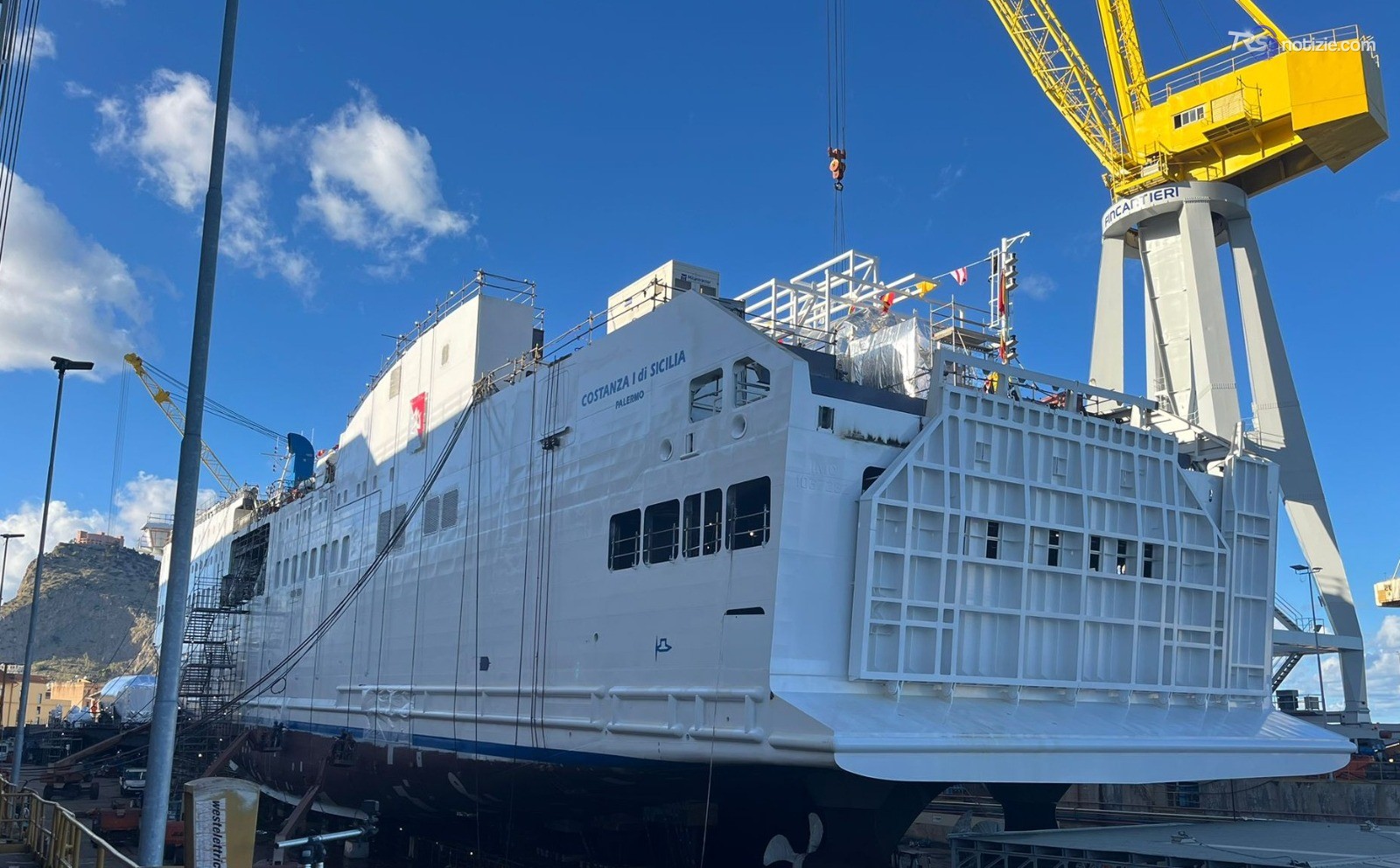 Nuovo traghetto non adatto al porto di Lampedusa, il sindaco smentisce