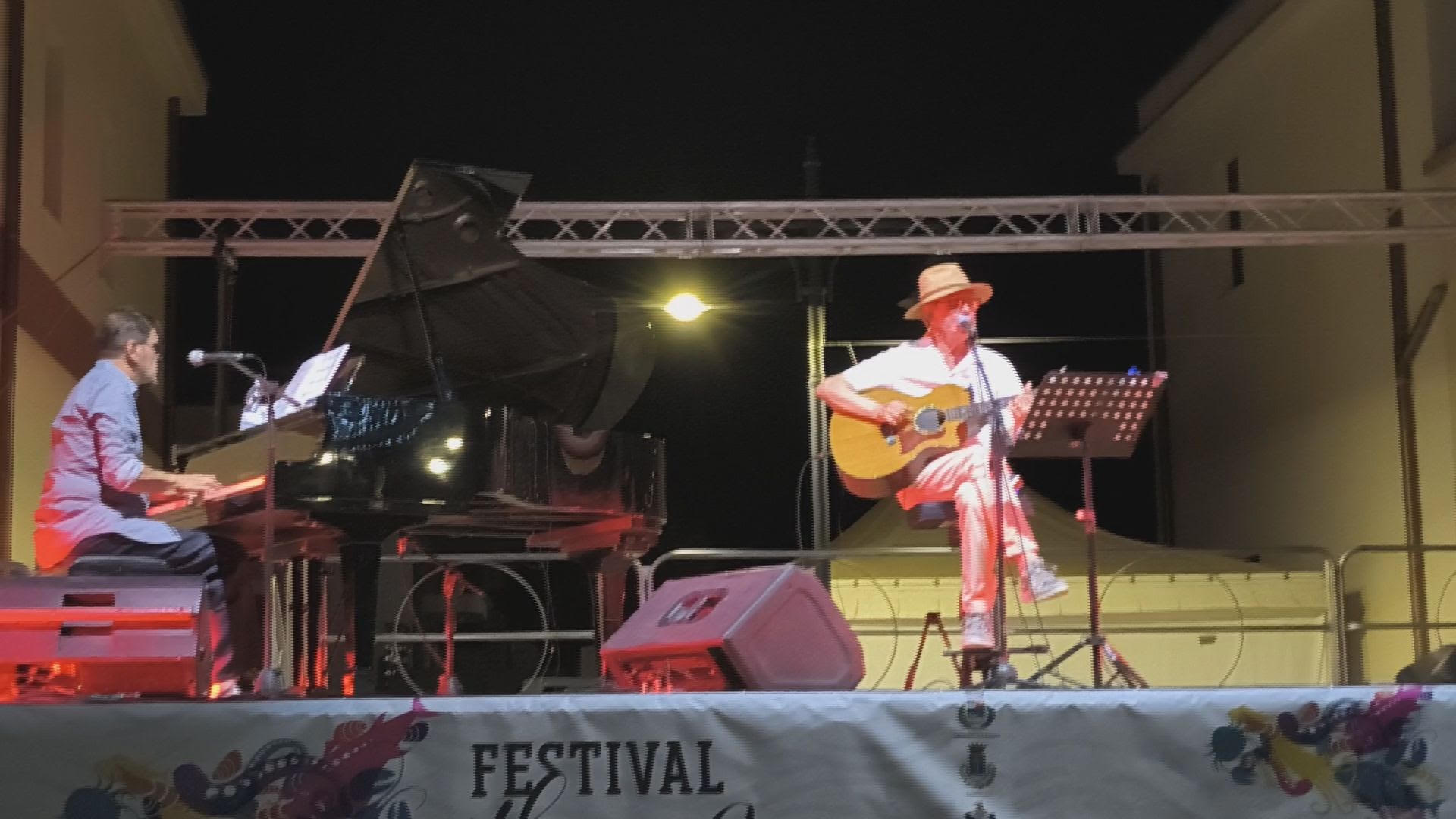 Festival del Mare e del Gusto, a Tre Fontane l’omaggio a Franco Battiato de La Voce del Padrone Band