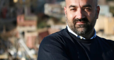 “Letamaio urbano”, Gruppuso contro Cateno De Luca: «Sciacca merita rispetto, non insulti»