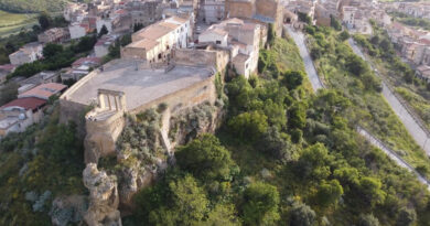 Sambuca celebra i dieci anni dal titolo di “Borgo dei Borghi”: due giorni di musica, spettacoli e tradizioni