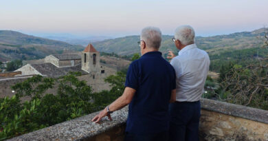 Racalmuto, incontro tra il sindaco Bongiorno e l’autore Rai Taglialavoro: ipotesi di approfondimenti sul territorio