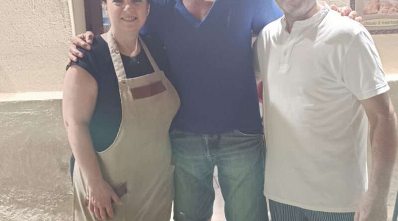Sciacca, anche Moreno Torricelli sceglie la Pizzeria Meraviglia: cena con lo staff della Juventus Academy
