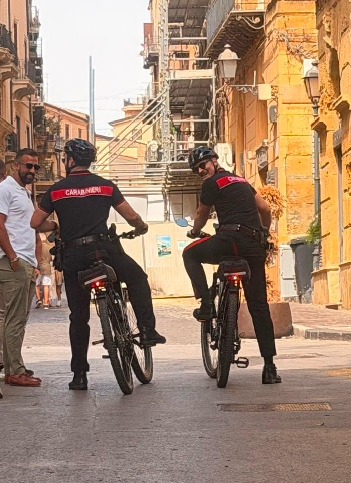 Agrigento, due nuove e-bike per i Carabinieri: controlli anche nel centro storico, alla Valle dei Templi e a San Leone
