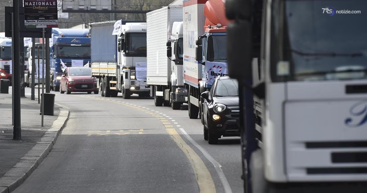 Carburanti, stop 5 giorni camion Sicilia