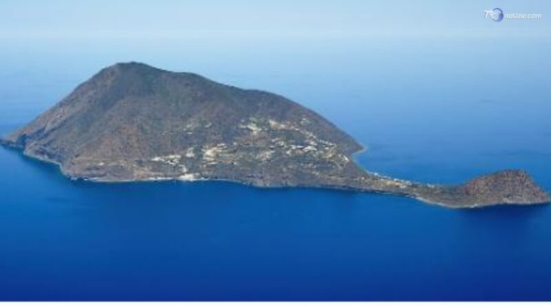 Dopo 60 anni riprendono gli scavi nel villaggio preistorico di Capo Graziano a Filicudi