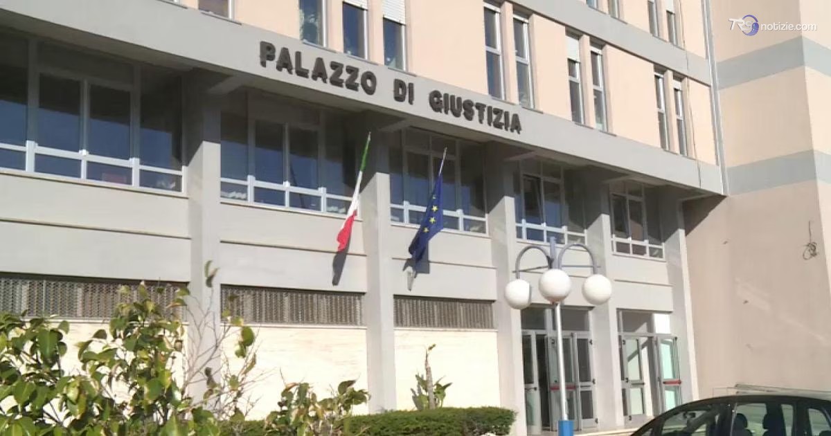 Denunciò la scomparsa del marito, donna arrestata con il figlio per omicidio a Crotone
