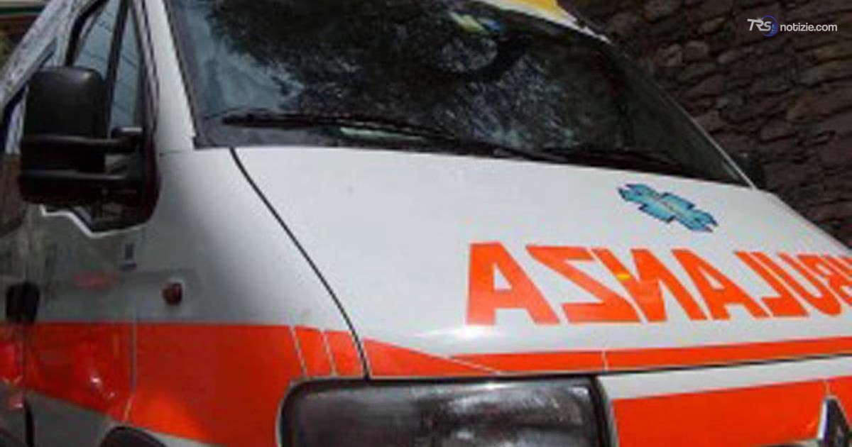 Scontro tra un’auto e una moto a Bari, morto un giovane 17enne