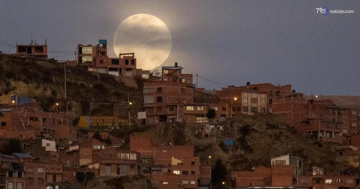 Luna piena del raccolto, perché si chiama così e come influisce sul sonno: plenilunio dell'equinozio