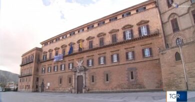 Manovrina, il governo prepara il maxi-emendamento