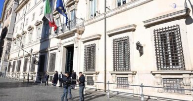 Scuola,ok CdM a Dl su 'tetto' stranieri