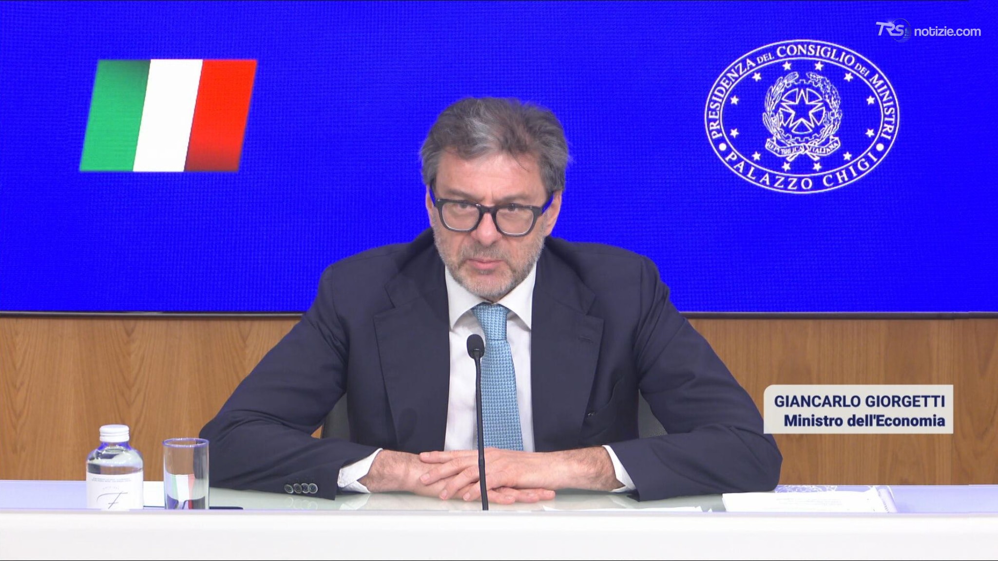 Bollo, Giorgetti: verso tagli strutturali