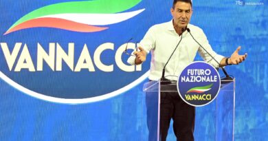 Vannacci apre Meloni per il Quirinale: "Ha carisma e capacità"