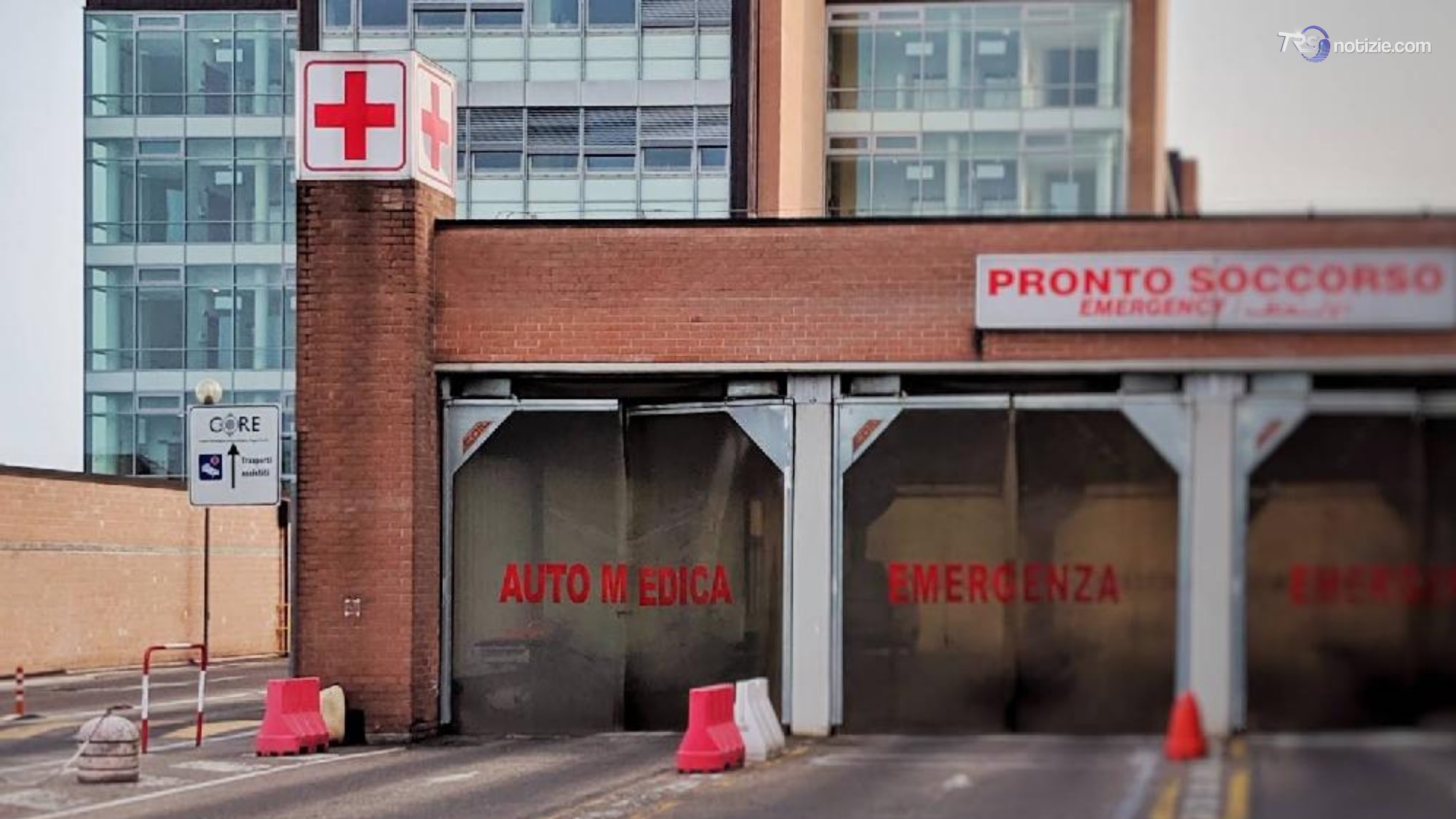 Bimba morta in ospedale, indagati tre medici