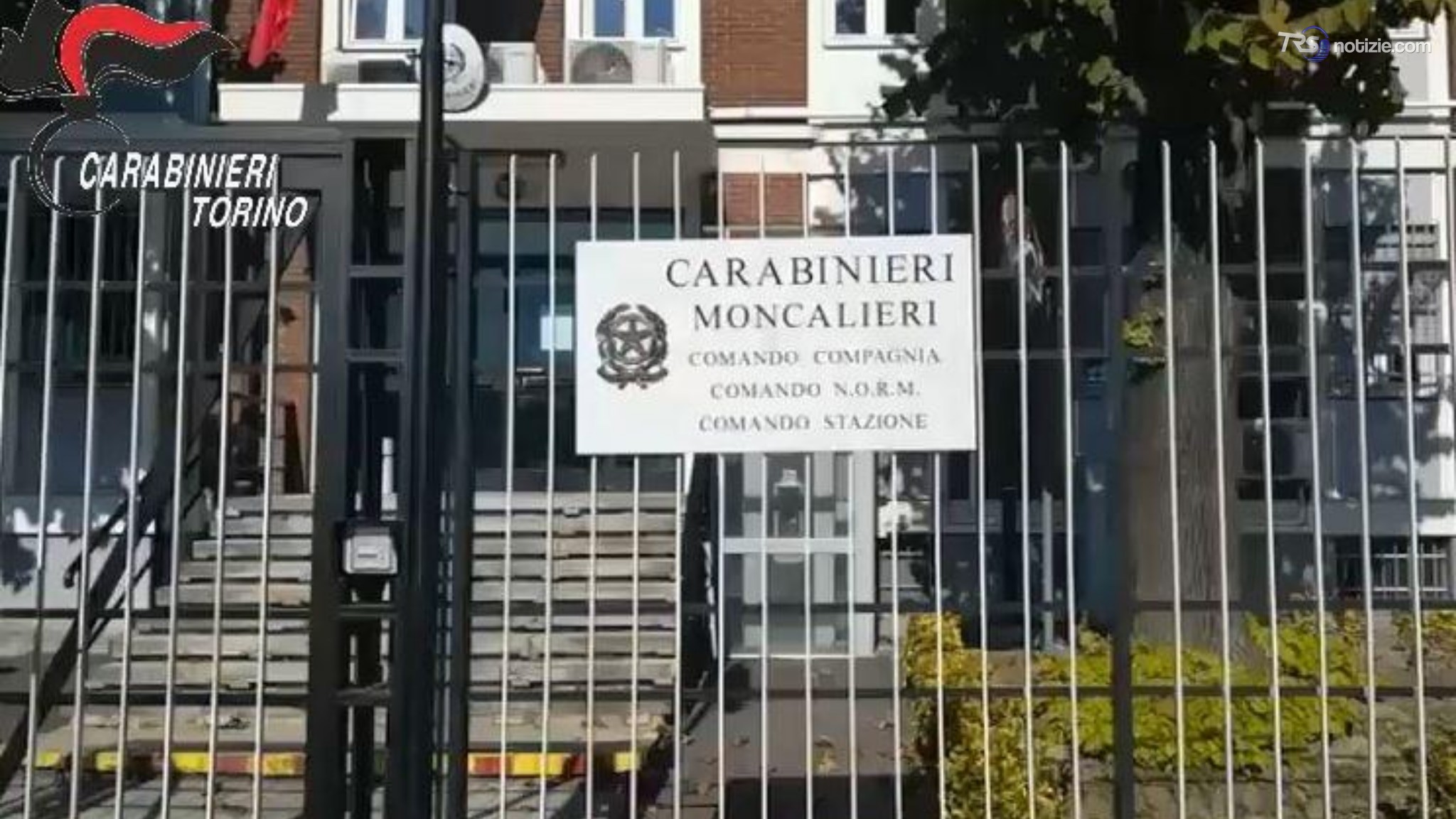Trovata morta 79enne in provincia di Torino. Il biglietto del fratello: "L'ho uccisa io"
