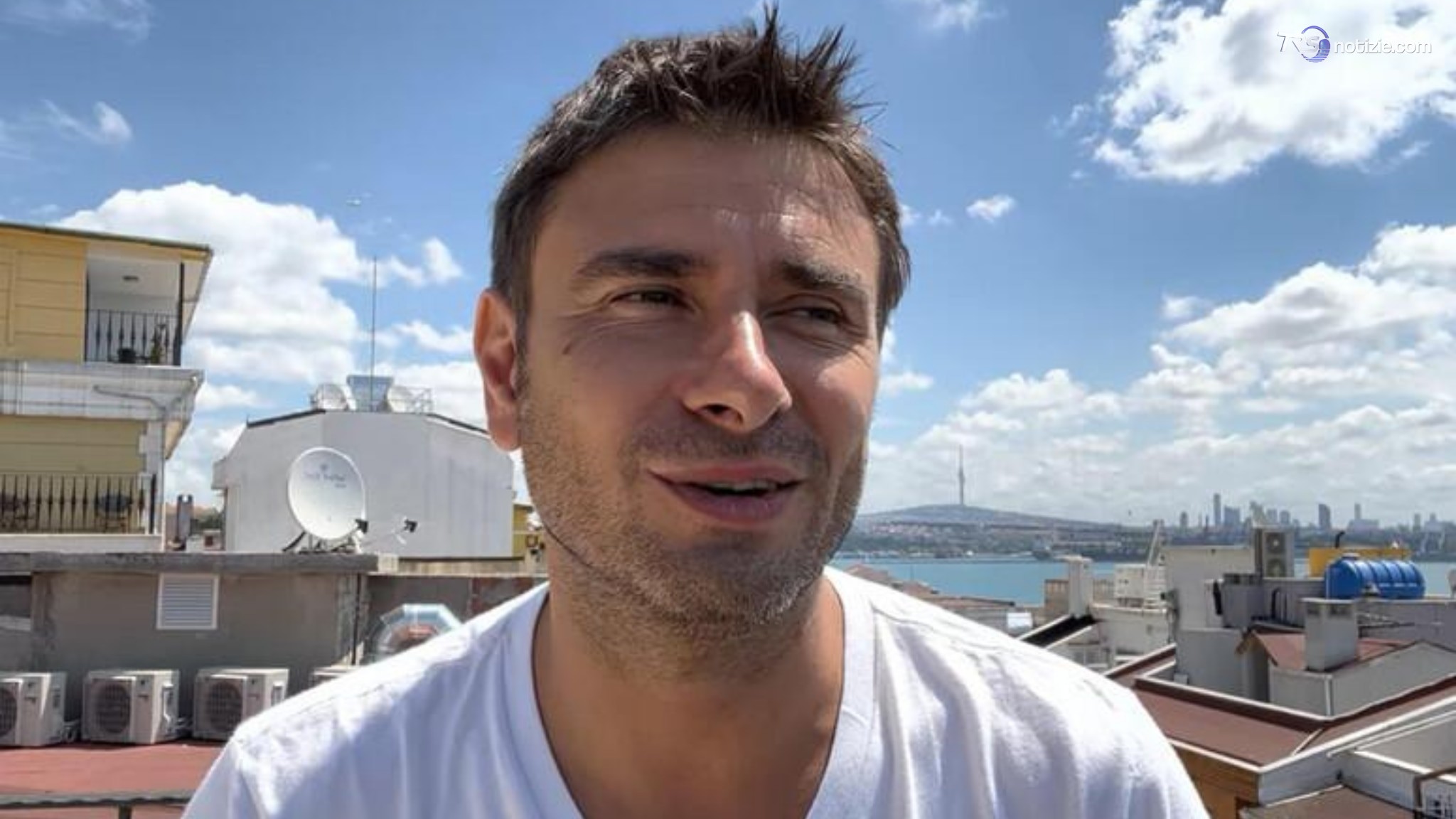 Di Battista verso il rientro in Italia, dovrebbe atterrare giovedì con un volo privato