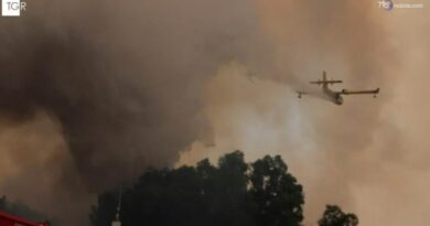 Incendi e caldo, in Sicilia ancora una giornata difficile