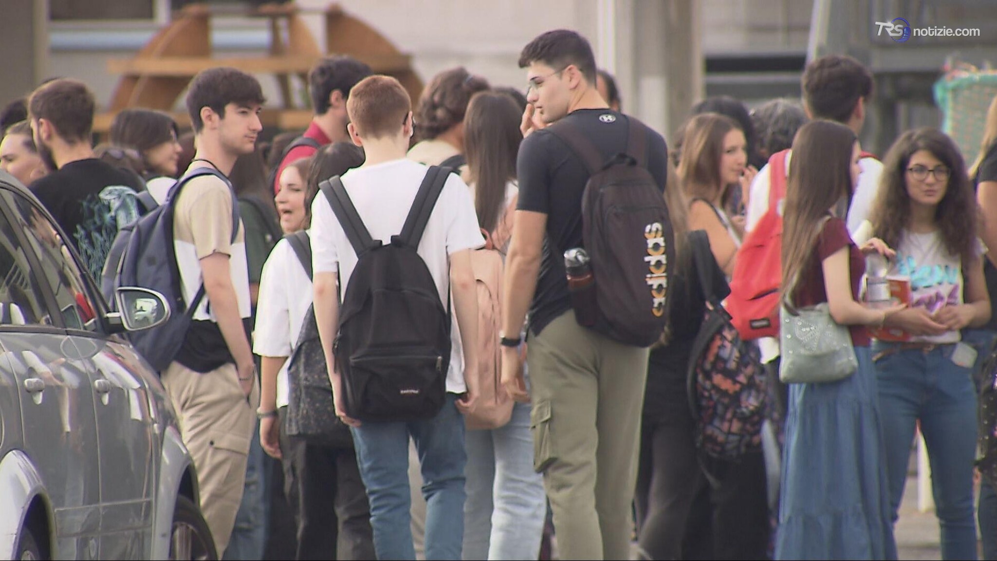 Scuola, la prima campanella suona in Alto Adige