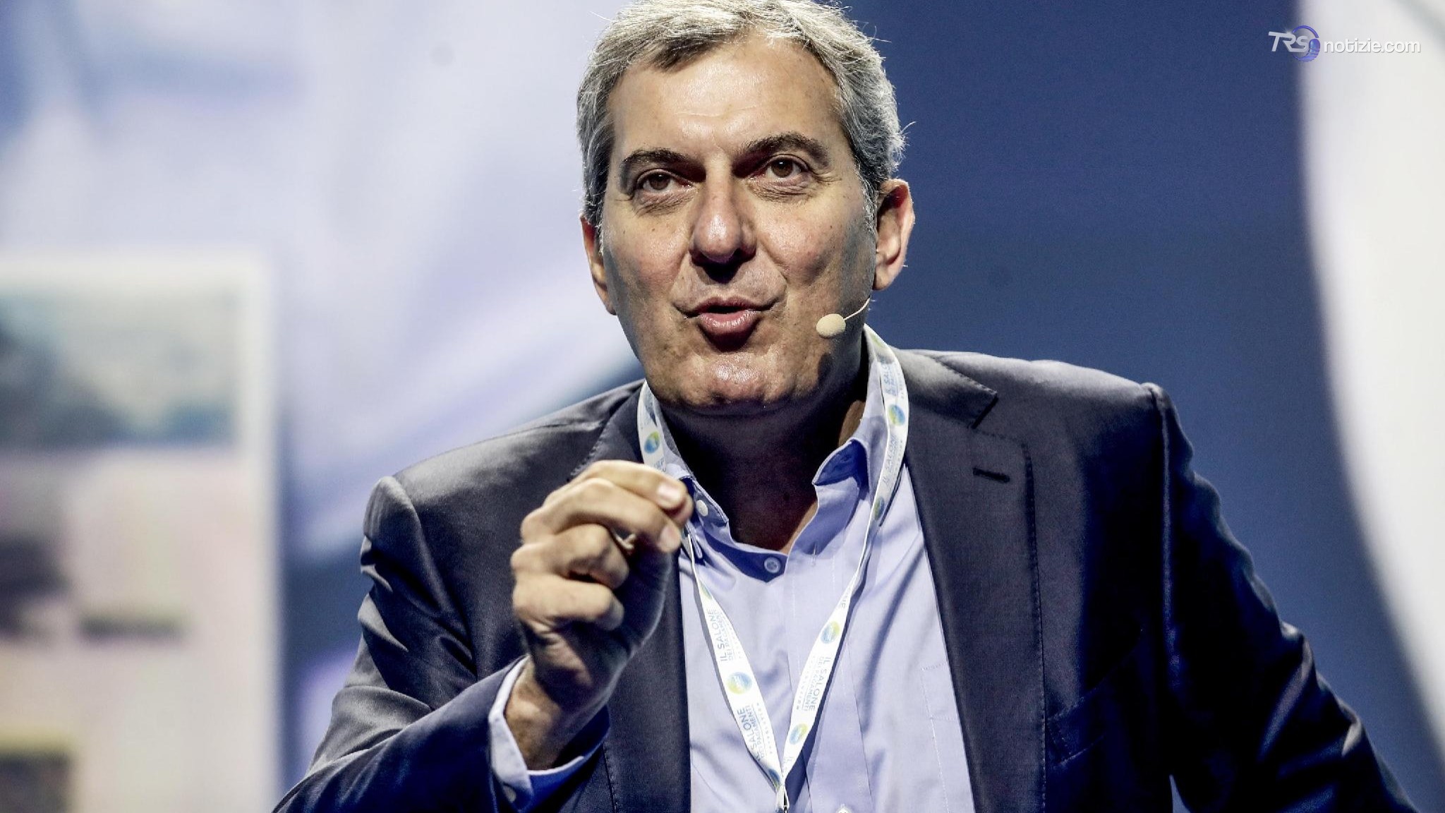 Calabresi lascia Chora: "Voglio percorrere una strada nuova". Si candiderà a sindaco di Milano