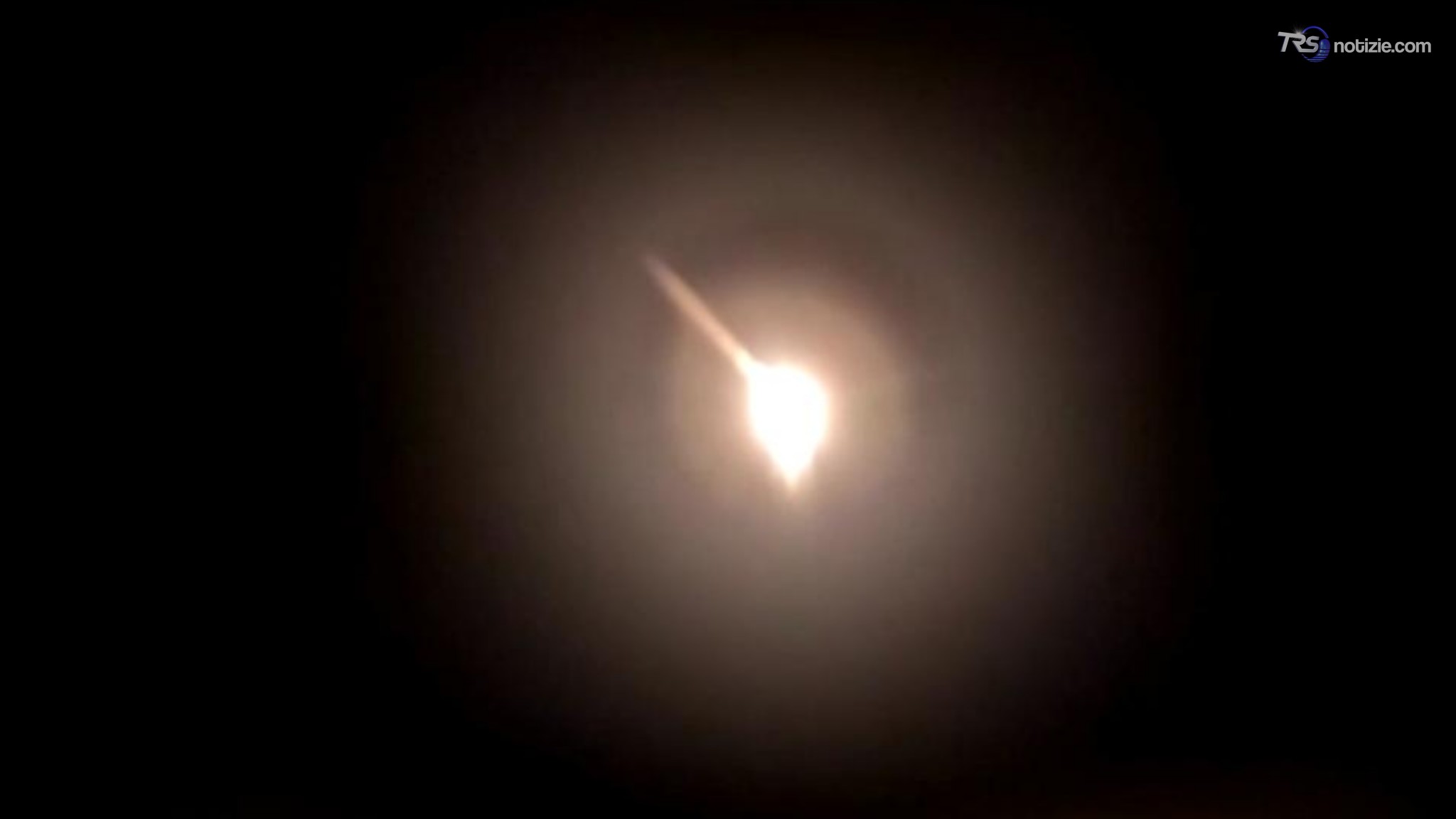 Attaccata base Usa in Giordania, il razzo nella notte nel video diffuso da Teheran