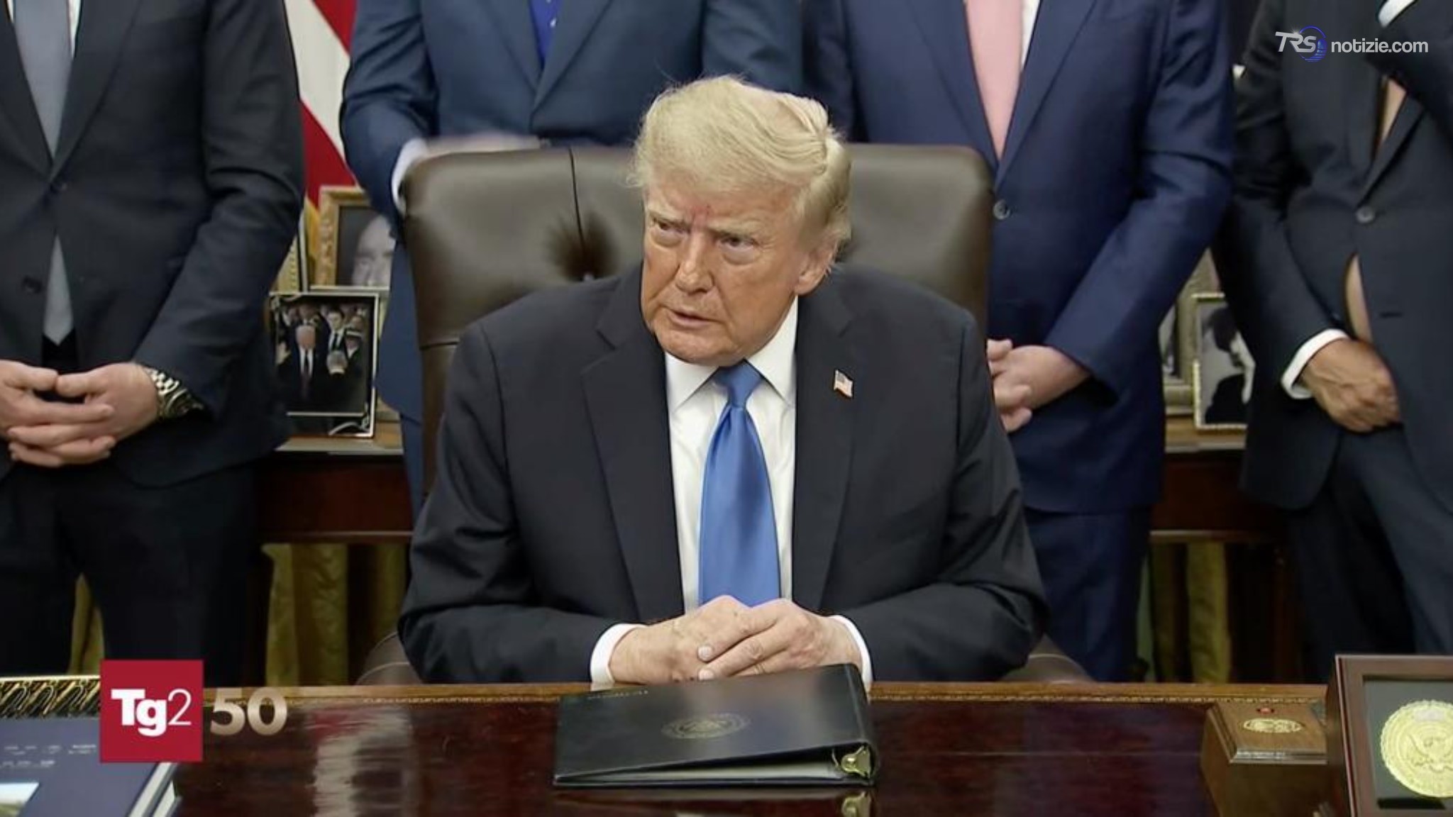 Trump: “Il regime iraniano diventa ogni giorno più debole”
