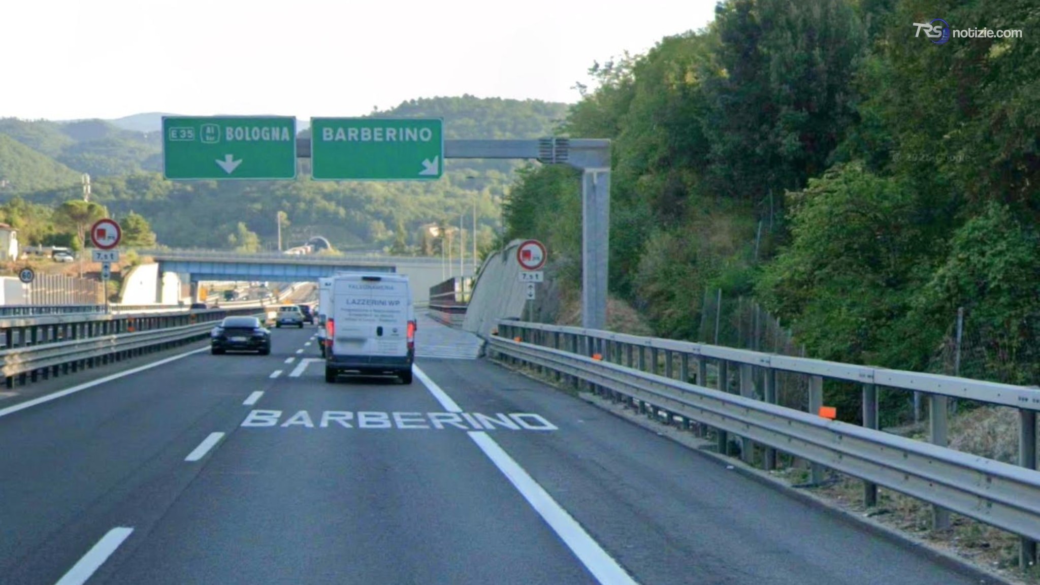 Firenze, uomo e donna trovati morti sotto un viadotto della A1: ipotesi omicidio-suicidio