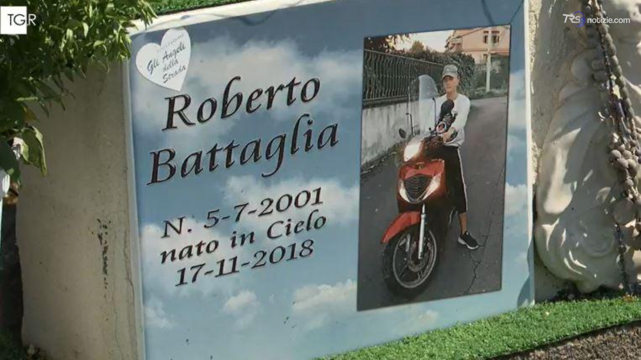 Il caso Roberto Battaglia, riaperta indagine sull'incidente costato la vita al 17enne