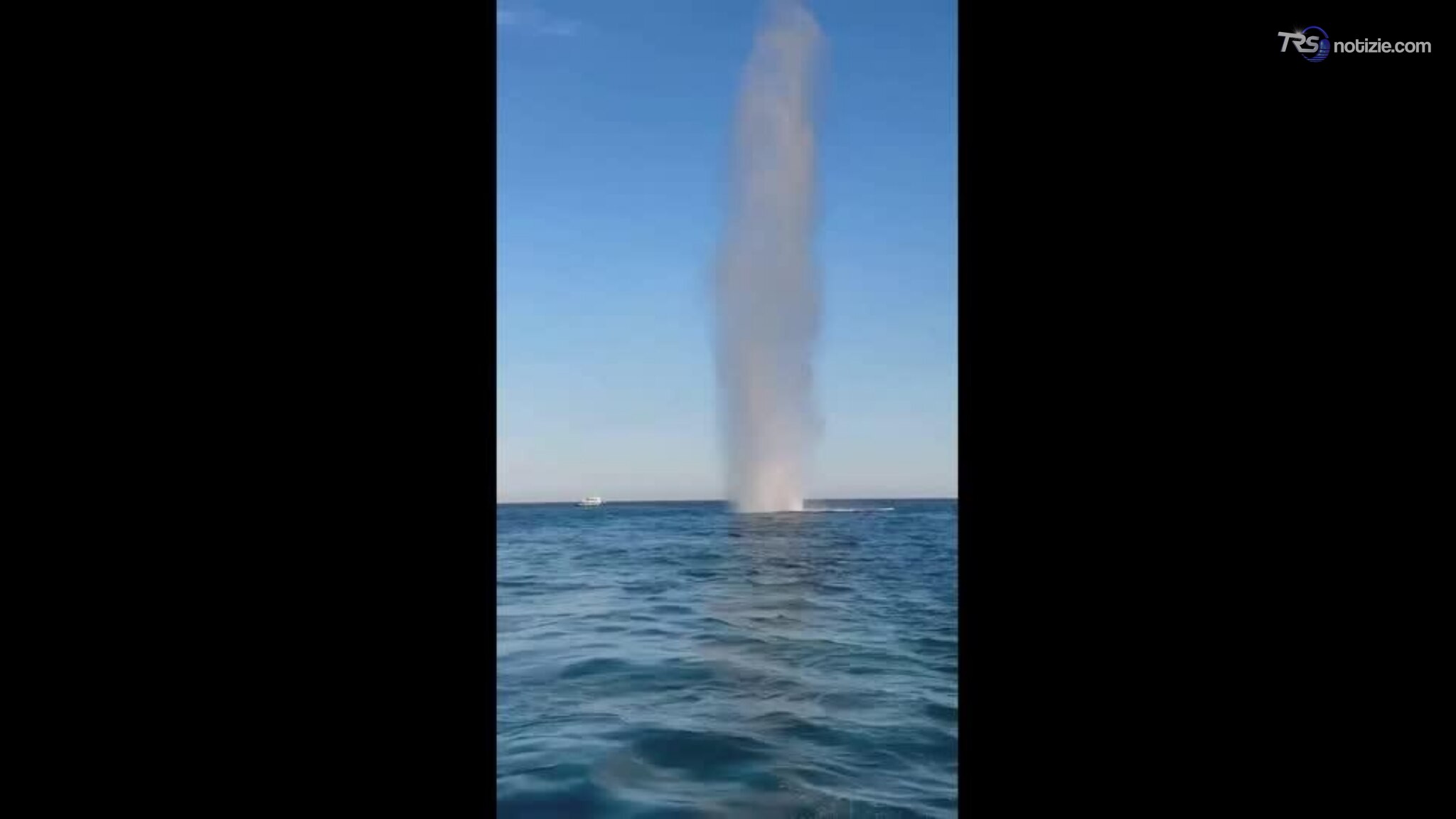 Video: la Marina rumena fa brillare drone esplosivo nel Mar Nero
