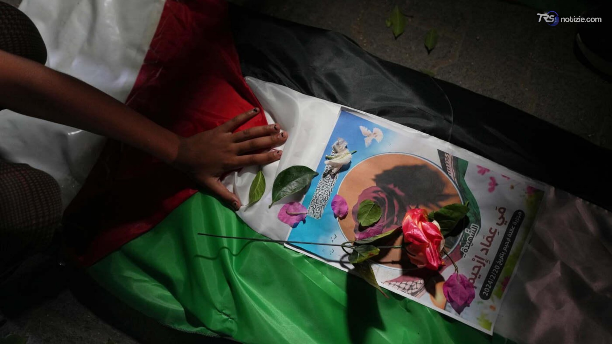 Attacco a Gaza, muore una famiglia con i due due bimbi