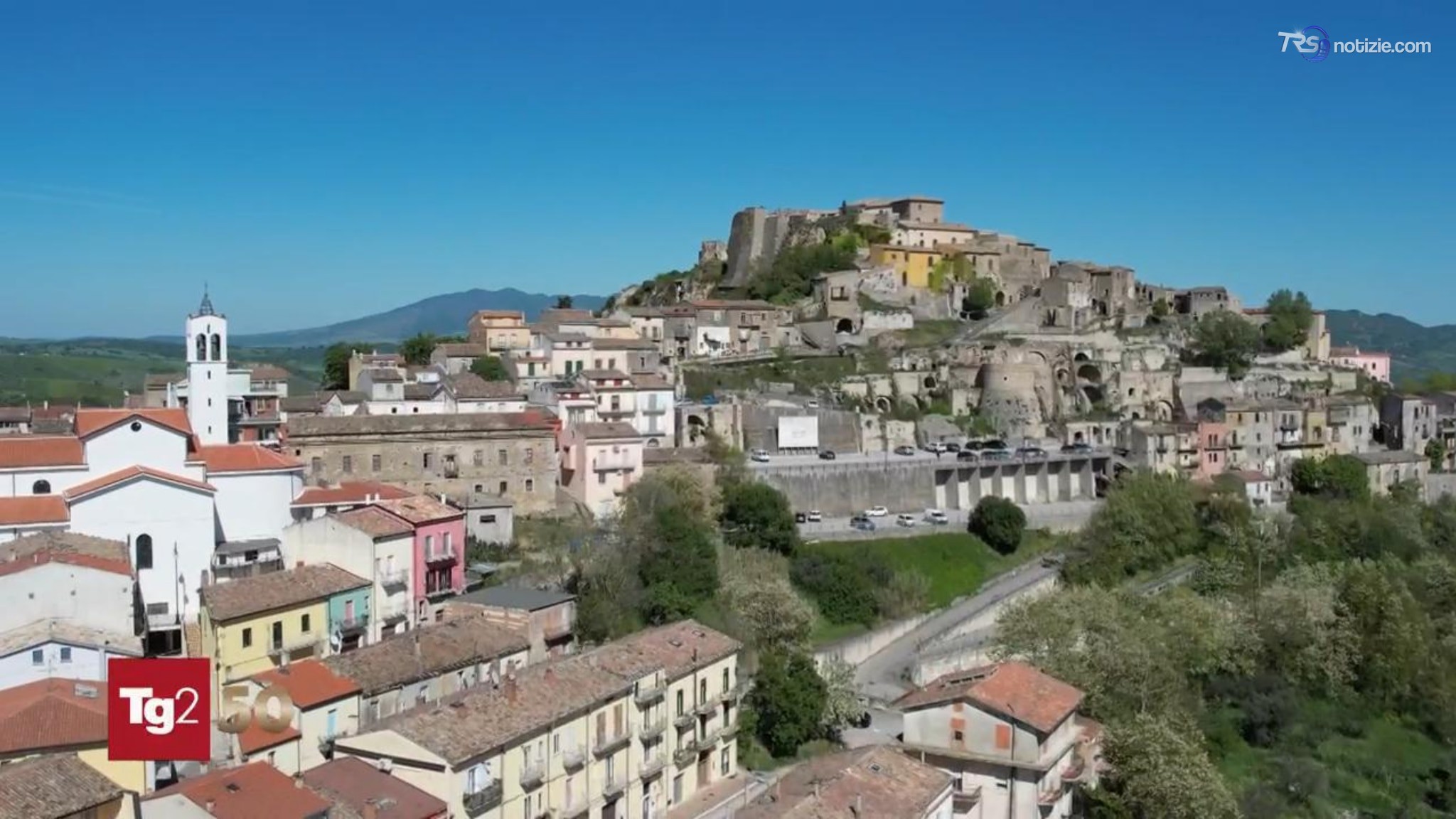 Colpita con un martello dall’ex compagno nell’Avellinese, ricoverata in prognosi riservata